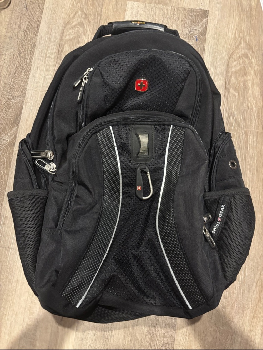 SwissGear Black Backpack with Reflective Trim